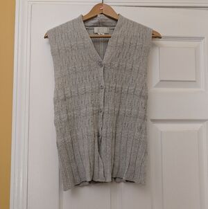 Stylish Women's Gray Cardigan Vest
